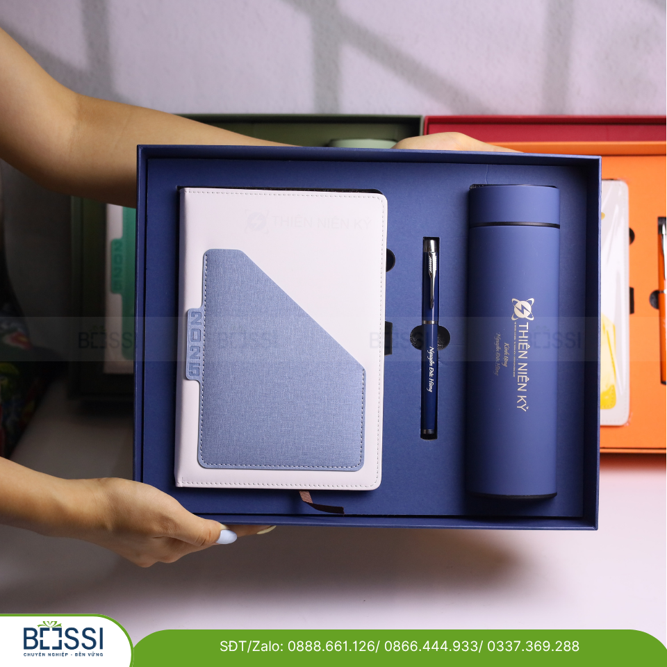 Bộ 3 sản phẩm sổ+bút+bình in logo Thiên Niên Kỷ