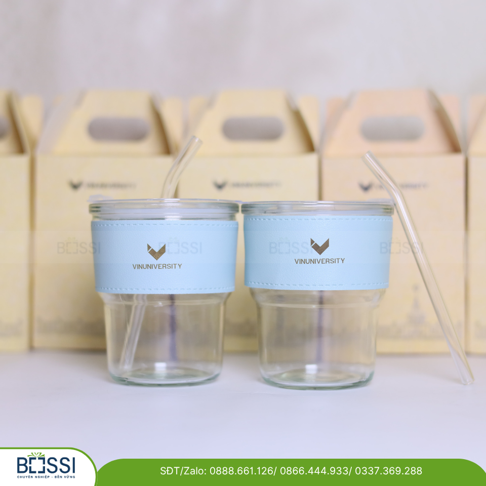 Cốc sứ 450ml quà tặng in logo Việt Á Gold Cốc sứ in logo VinUni