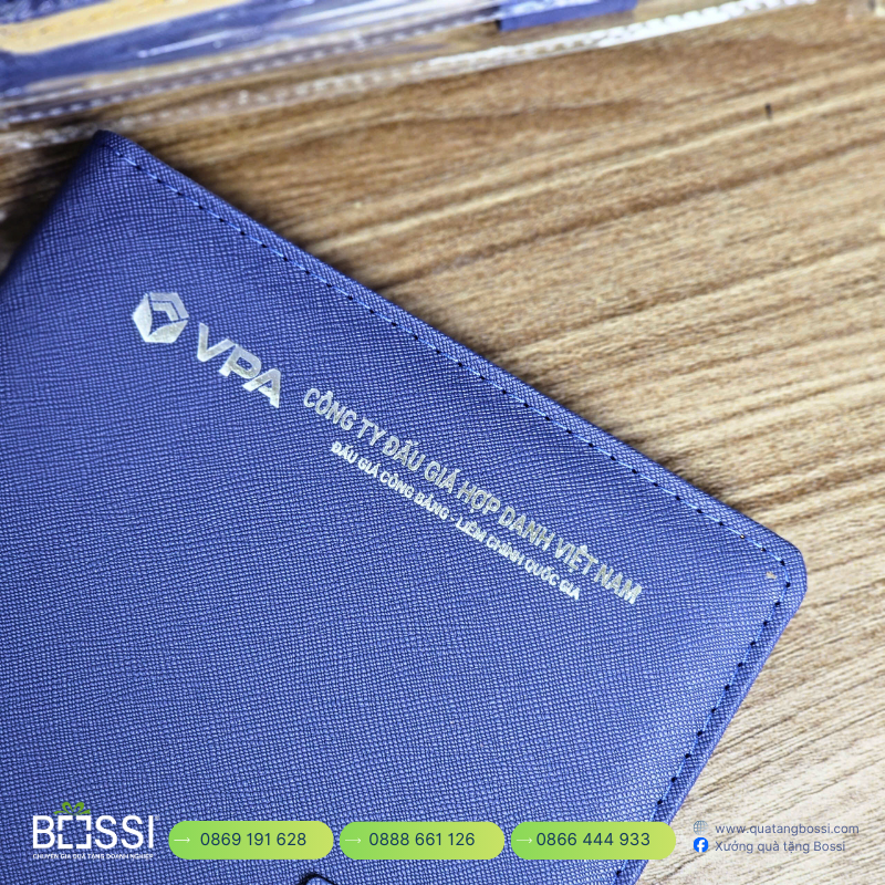 Sổ tay A5 gáy xoắn in logo HTI Sổ Da Doanh Nghiệp In Logo VPA