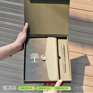 Giftset Sổ Bút Bình LP Bank Và GHS JSC