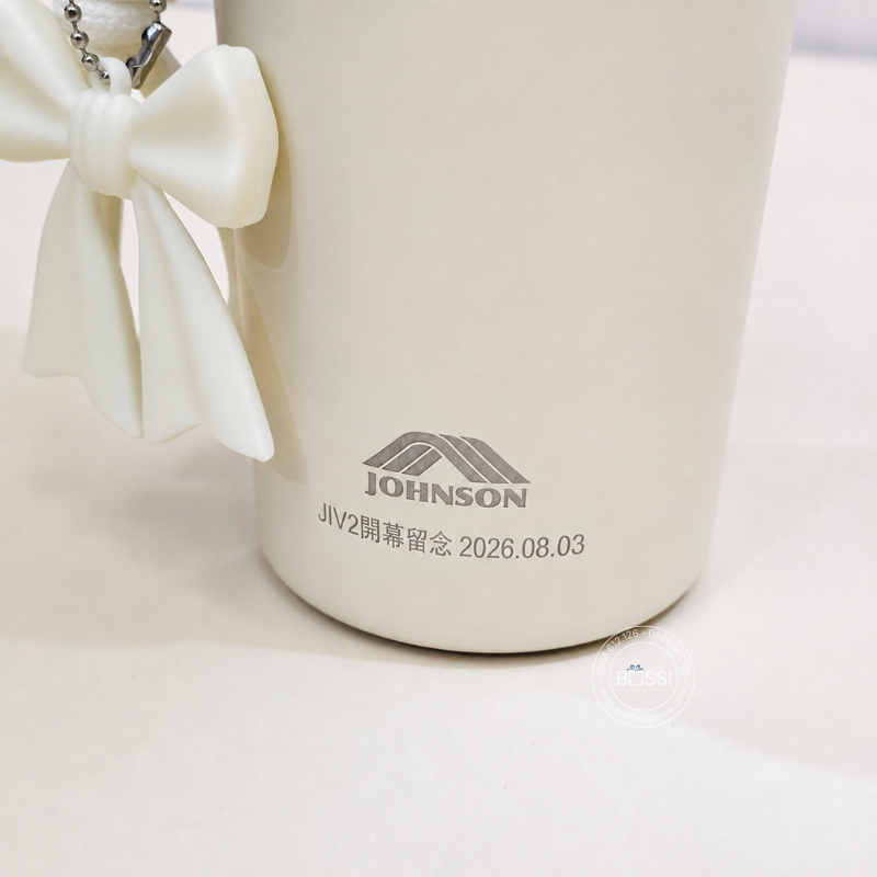 Bình Giữ Nhiệt Kèm Charm Johnson